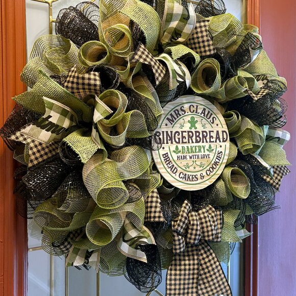 Gingerbread Bakery Deco Mesh Christmas Wreath - 24 inch - Picture 3 of 4